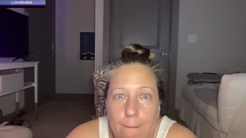Snapshot of avabradley chatting on 4, 10, 2025 Ava . Support my channel by using my affiliate link to make your account Thanks online show from 4, 10, 2025