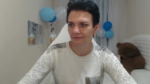 Snapshot of avasaturnian chatting on 24, 9, 2025 avasaturnian online show from 24, 9, 2025