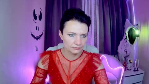 Snapshot of avasaturnian chatting on 21, 10, 2025 avasaturnian online show from 21, 10, 2025