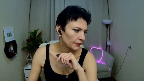 avasaturnian online show from 20, 2, 2026