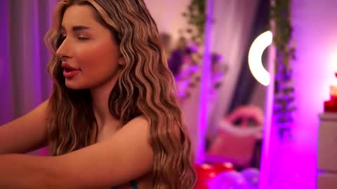 Carina online show from 12, 2, 2025