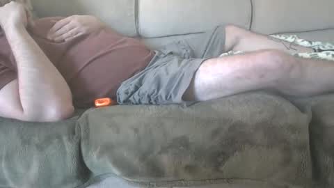 average_stag online show from 10, 5, 2026