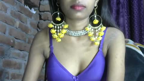 Snapshot of avery_lust01 chatting on 28, 1, 2025 avery_lust01 online show from 28, 1, 2025