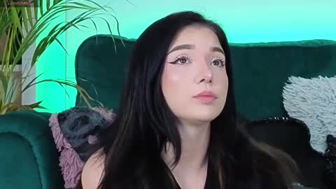 Snapshot of averywillow chatting on 3, 11, 2025 AveryWillow online show from 3, 11, 2025