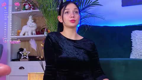 Snapshot of averywillow chatting on 26, 11, 2025 AveryWillow online show from 26, 11, 2025