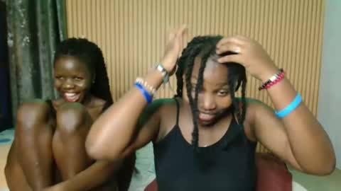 Snapshot of avian_talya chatting on 10, 11, 2025 Avian online show from 10, 11, 2025