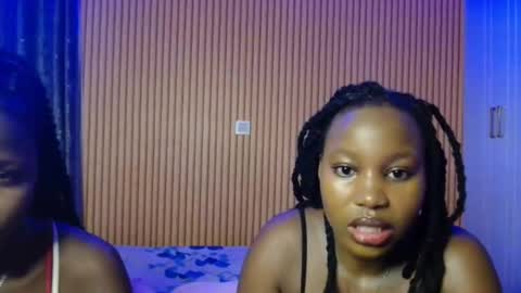 Snapshot of avian_talya chatting on 17, 11, 2025 Avian online show from 17, 11, 2025