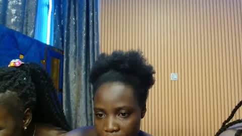 Snapshot of avian_talya chatting on 29, 11, 2025 Avian online show from 29, 11, 2025