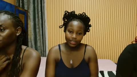 Snapshot of avian_talya chatting on 13, 12, 2025 Avian online show from 13, 12, 2025