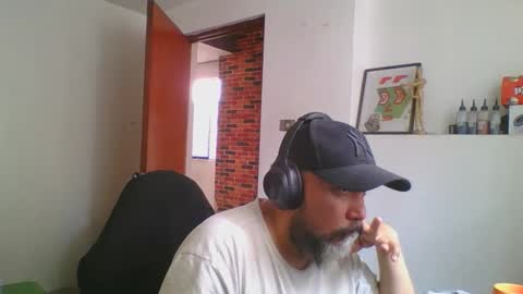 Dark r0k3r online show from 3, 12, 2025