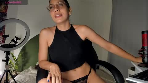   Follow me  Pvt and c2c is on  online show from 16, 4, 2026