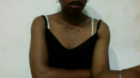 Snapshot of avontsoaldy chatting on 18, 10, 2025 avontsoaldy online show from 18, 10, 2025