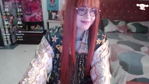 Snapshot of avril2809 chatting on 19, 10, 2025 Abril online show from 19, 10, 2025