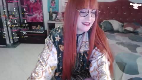 Snapshot of avril2809 chatting on 2, 11, 2025 Abril online show from 2, 11, 2025