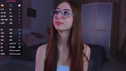 Avril online show from 10, 9, 2025