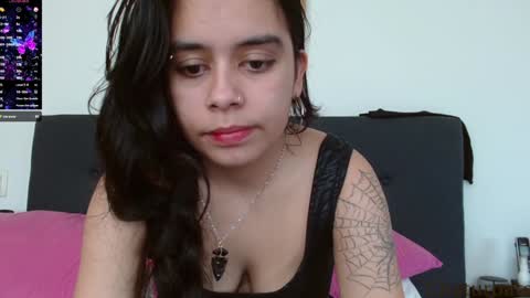 Snapshot of avrilthompson_ chatting on 3, 2, 2025 Avril Thompson online show from 3, 2, 2025