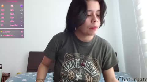 Snapshot of avrilthompson_ chatting on 12, 3, 2025 Avril Thompson online show from 12, 3, 2025