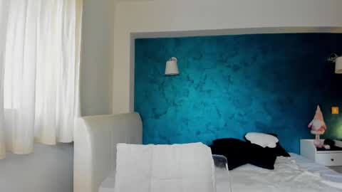 Snapshot of awesome_jolie chatting on 12, 3, 2025 Jolie online show from 12, 3, 2025