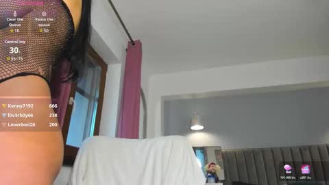 Snapshot of awesome_jolie chatting on 27, 11, 2025 Jolie online show from 27, 11, 2025