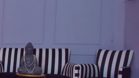 Ella online show from 17, 2, 2025