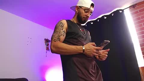 Snapshot of axel_7070 chatting on 1, 12, 2025 Independiente Model online show from 1, 12, 2025