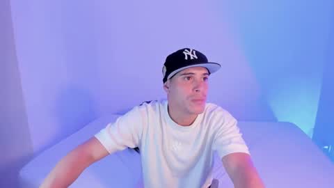 axel__fierro online show from 6, 4, 2026