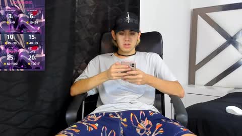 Snapshot of axel_cifer chatting on 2, 2, 2025 Axel cifer online show from 2, 2, 2025