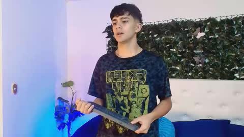 Snapshot of axel_draven chatting on 21, 10, 2025 axel_draven online show from 21, 10, 2025