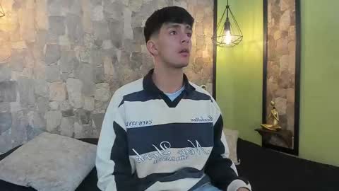 Snapshot of axel_draven chatting on 27, 10, 2025 axel_draven online show from 27, 10, 2025