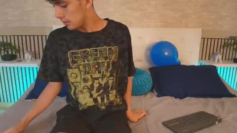 Snapshot of axel_draven chatting on 7, 11, 2025 axel_draven online show from 7, 11, 2025