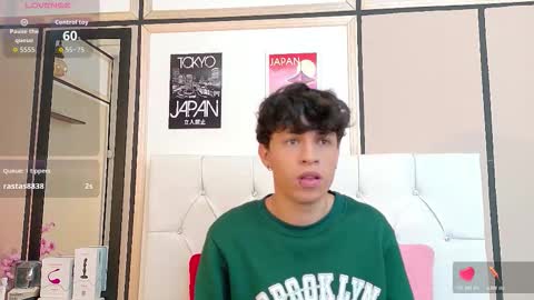 Axel Evanss online show from 4, 11, 2025