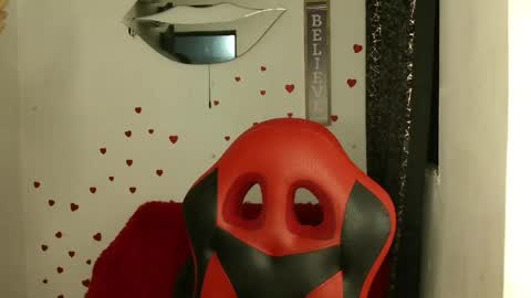 Snapshot of axel_fox7 chatting on 4, 5, 2026 Axel online show from 4, 5, 2026