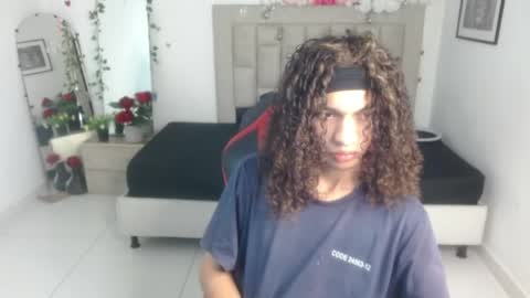 Snapshot of axel_fox7 chatting on 9, 6, 2026 Axel online show from 9, 6, 2026