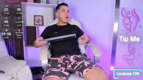 axel_grey_ online show from 17, 11, 2025