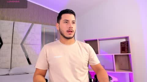 axel_grey_ online show from 17, 2, 2026