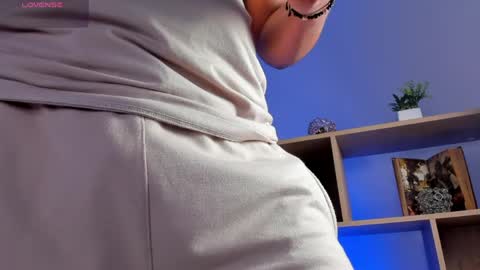 axel_grey_ online show from 19, 4, 2026