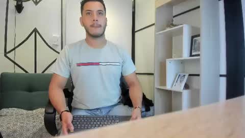 Snapshot of axel_grey_ chatting on 18, 7, 2026 axel_grey_ online show from 18, 7, 2026