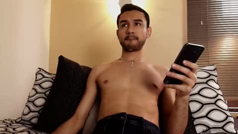 Snapshot of axel_moon_s chatting on 22, 11, 2025 Axel Moon online show from 22, 11, 2025