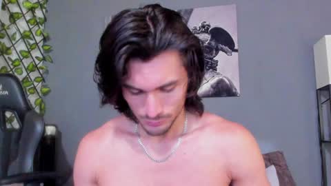 Snapshot of axel_owen chatting on 15, 1, 2025 Axel online show from 15, 1, 2025