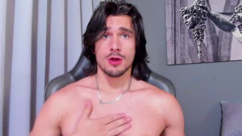 Snapshot of axel_owen chatting on 27, 1, 2025 Axel online show from 27, 1, 2025