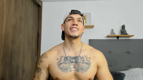 INDEPENDENT MODEL  online show from 20, 9, 2025