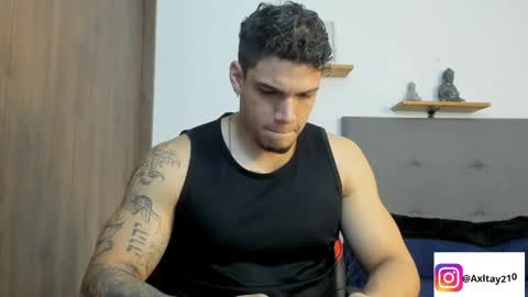 INDEPENDENT MODEL  online show from 31, 3, 2026