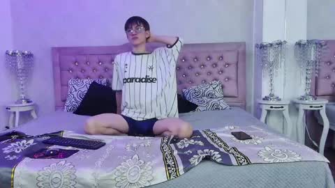 Snapshot of axell_stone chatting on 4, 6, 2026 axell_stone online show from 4, 6, 2026