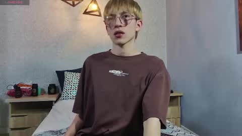 Snapshot of axell_stone chatting on 10, 6, 2026 axell_stone online show from 10, 6, 2026