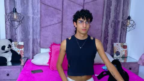 Snapshot of axelrushh chatting on 3, 4, 2026 AxelRushh online show from 3, 4, 2026