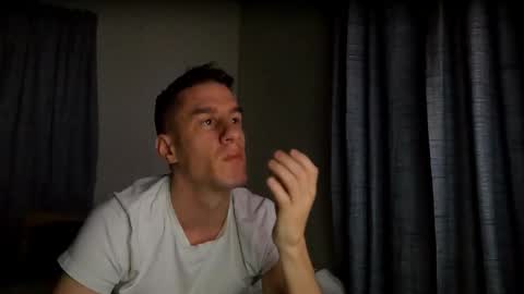 Snapshot of axl_fx chatting on 5, 12, 2024 Axl online show from 5, 12, 2024