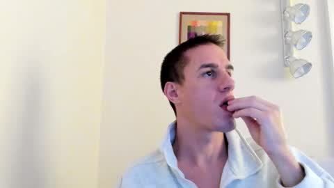 Axl online show from 15, 12, 2025