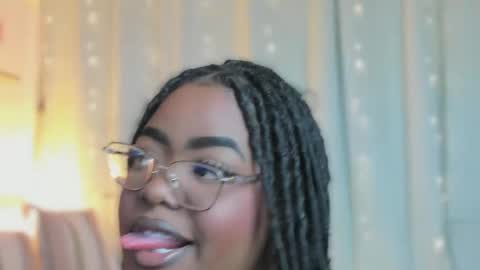 Snapshot of ayanaa_ebony_ chatting on 18, 5, 2026 Ayana online show from 18, 5, 2026
