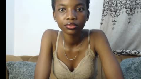 Snapshot of ayantundemaria chatting on 6, 8, 2026 Sexy nelly online show from 6, 8, 2026