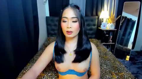 Ayesha online show from 22, 9, 2025